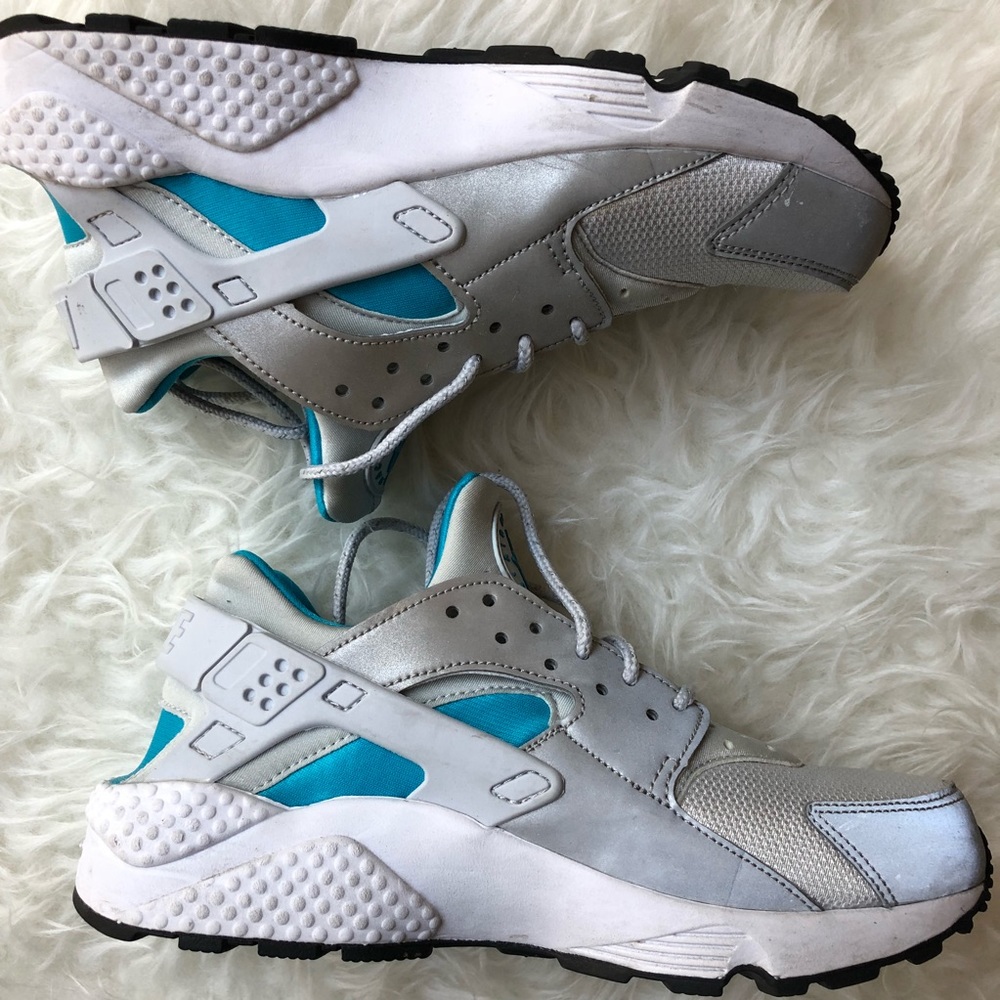 Nike Air Huarache Sneaker